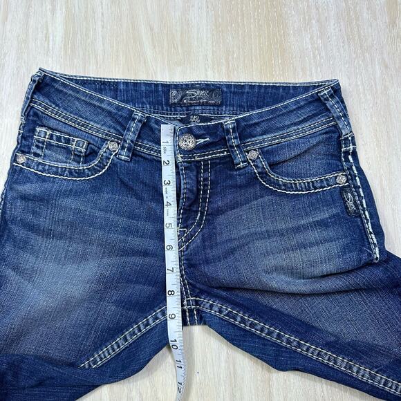 Silver Suki Capri Dark Wash Mid Rise Cropped Blue Everyday Casual Denim Jeans 27 - Picture 14 of 15